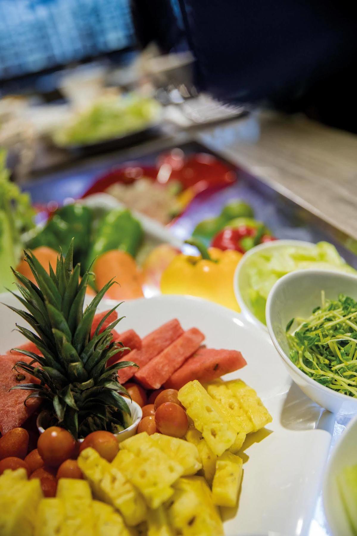 Changyu Hotel Tainan Buitenkant foto